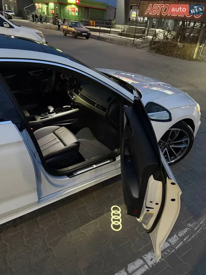 Audi A5 - фото 9