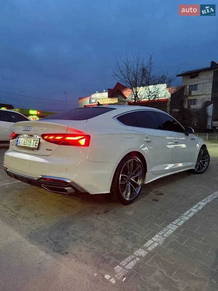 Audi A5 - фото 8