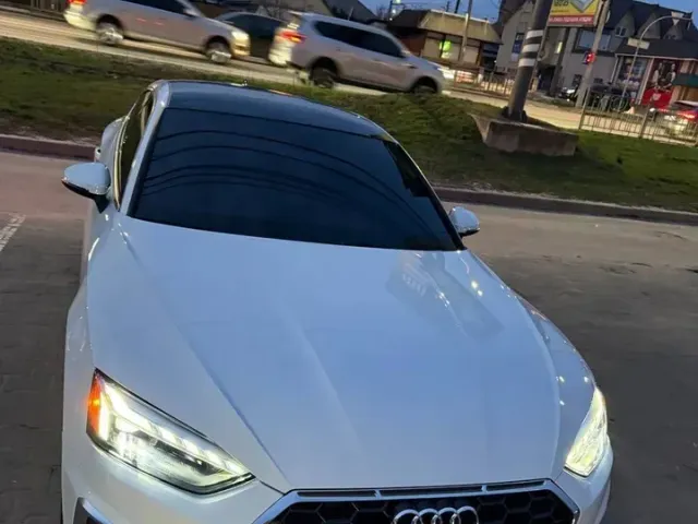 Audi A5 - фото 4