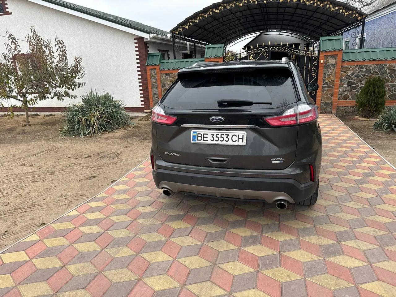 Ford Edge - фото 4