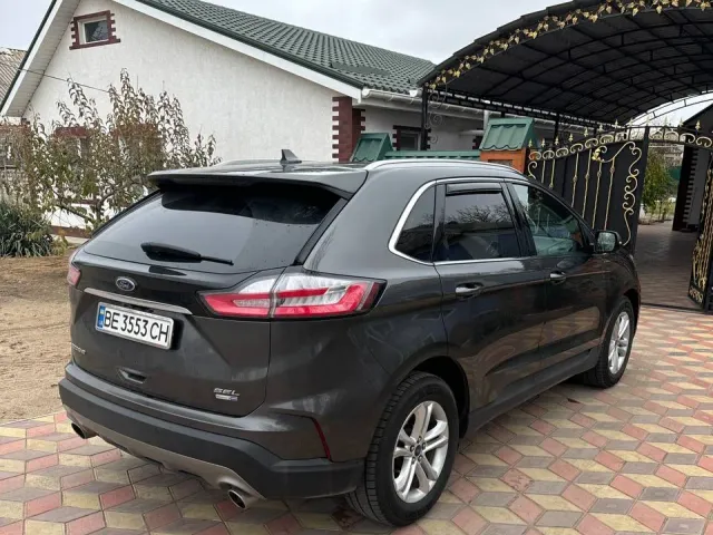 Ford Edge - фото 3