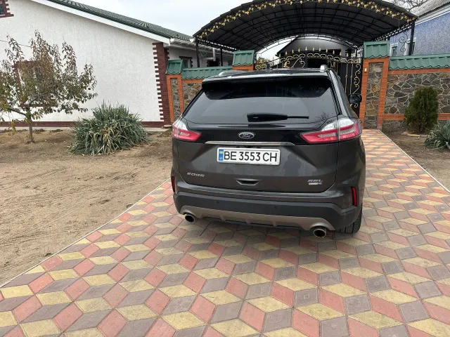Ford Edge - фото 4