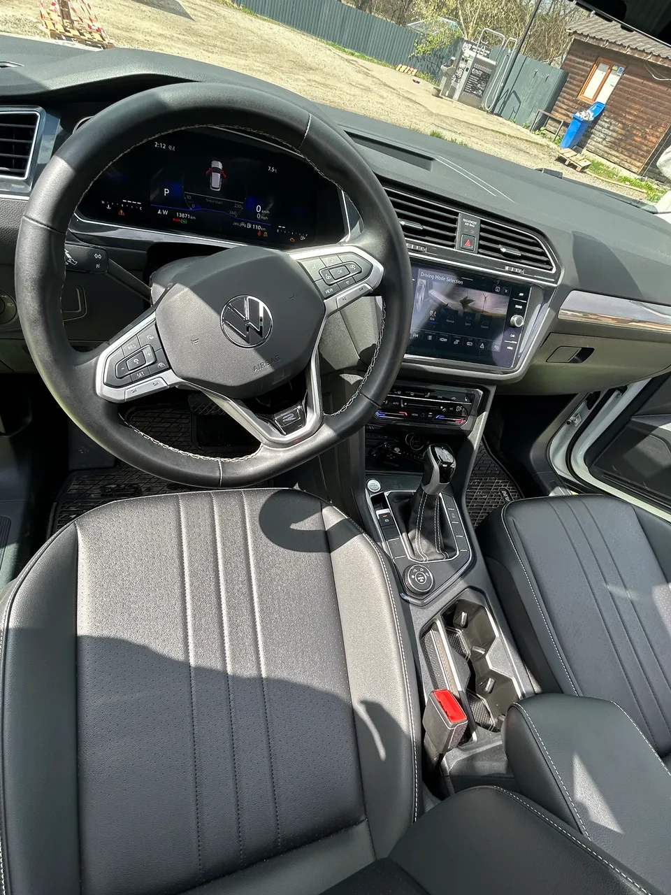 Volkswagen Tiguan R - фото 18