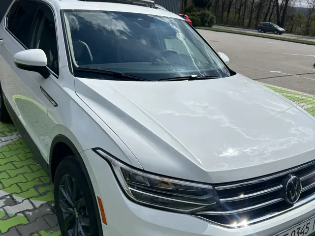 Volkswagen Tiguan R - фото 1