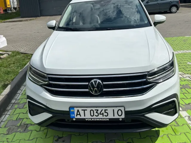 Volkswagen Tiguan R - фото 2
