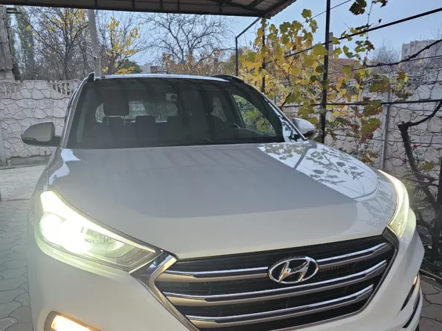Hyundai Tucson - фото 1