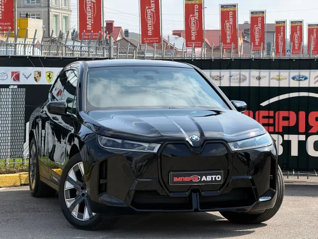 BMW iX - фото 3