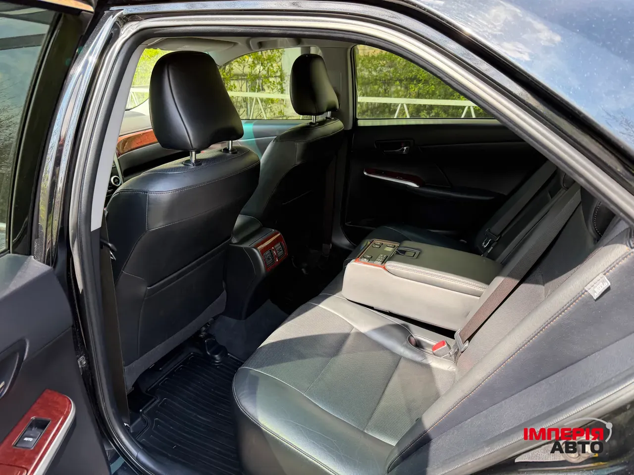 Toyota Camry - фото 11