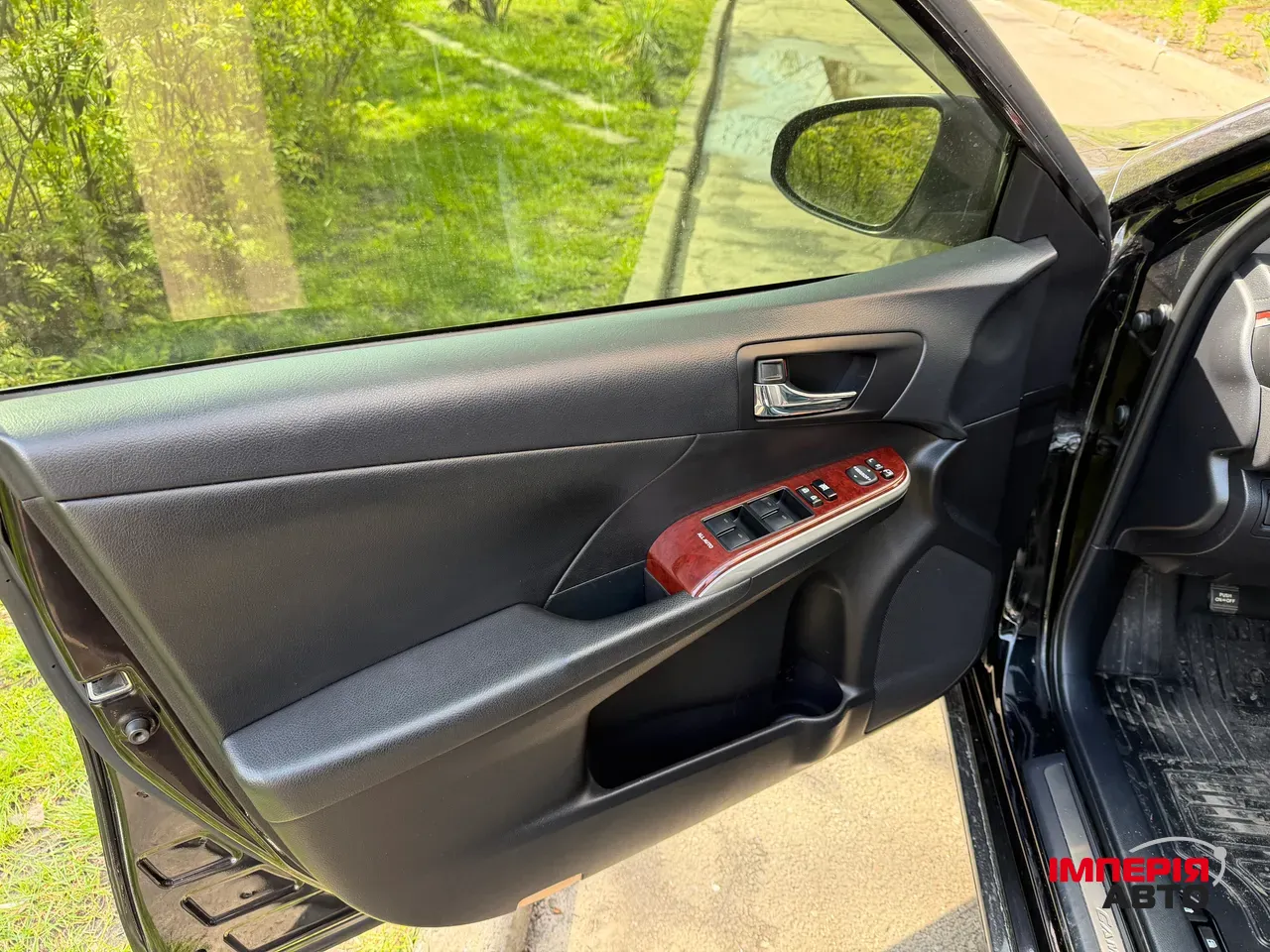 Toyota Camry - фото 12