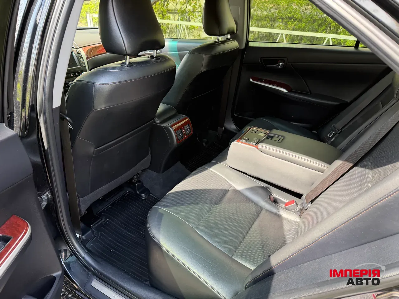 Toyota Camry - фото 8