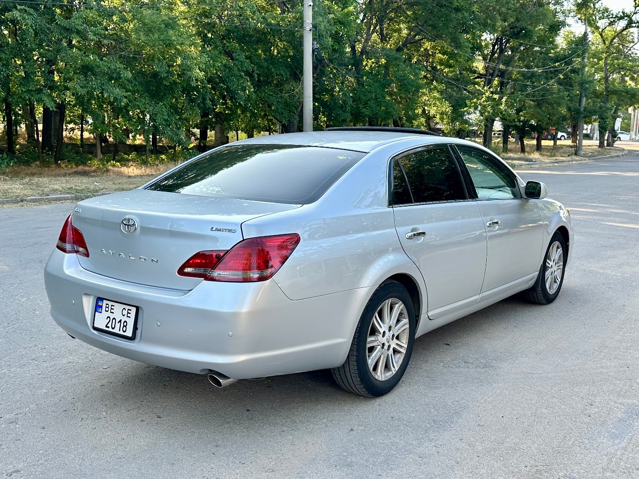 Toyota Avalon - фото 7