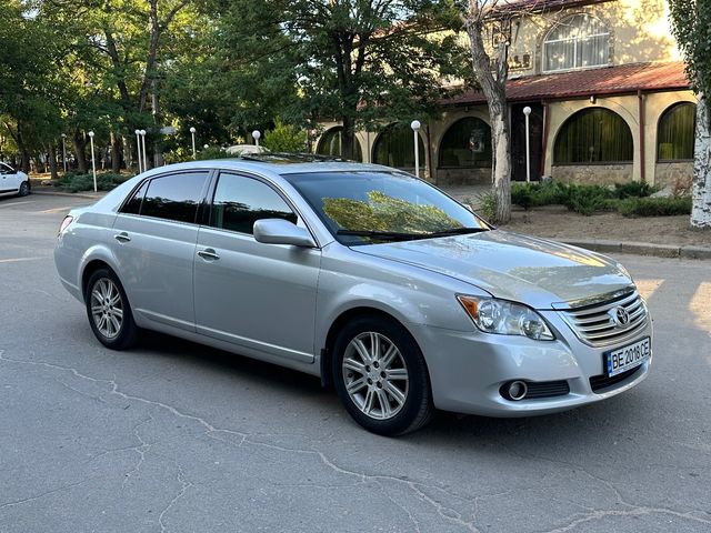 Toyota Avalon - зображення 1