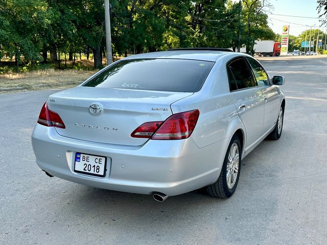 Toyota Avalon - зображення 2