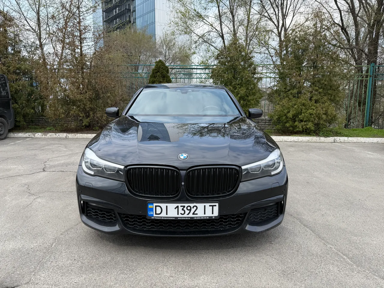BMW 7 серії - фото 2