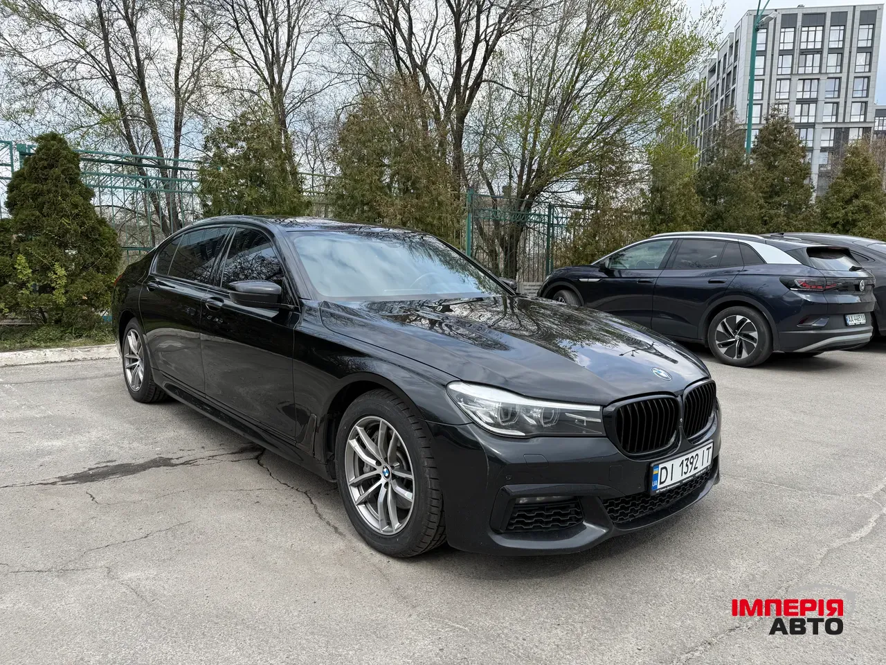 BMW 7 серії - фото 3