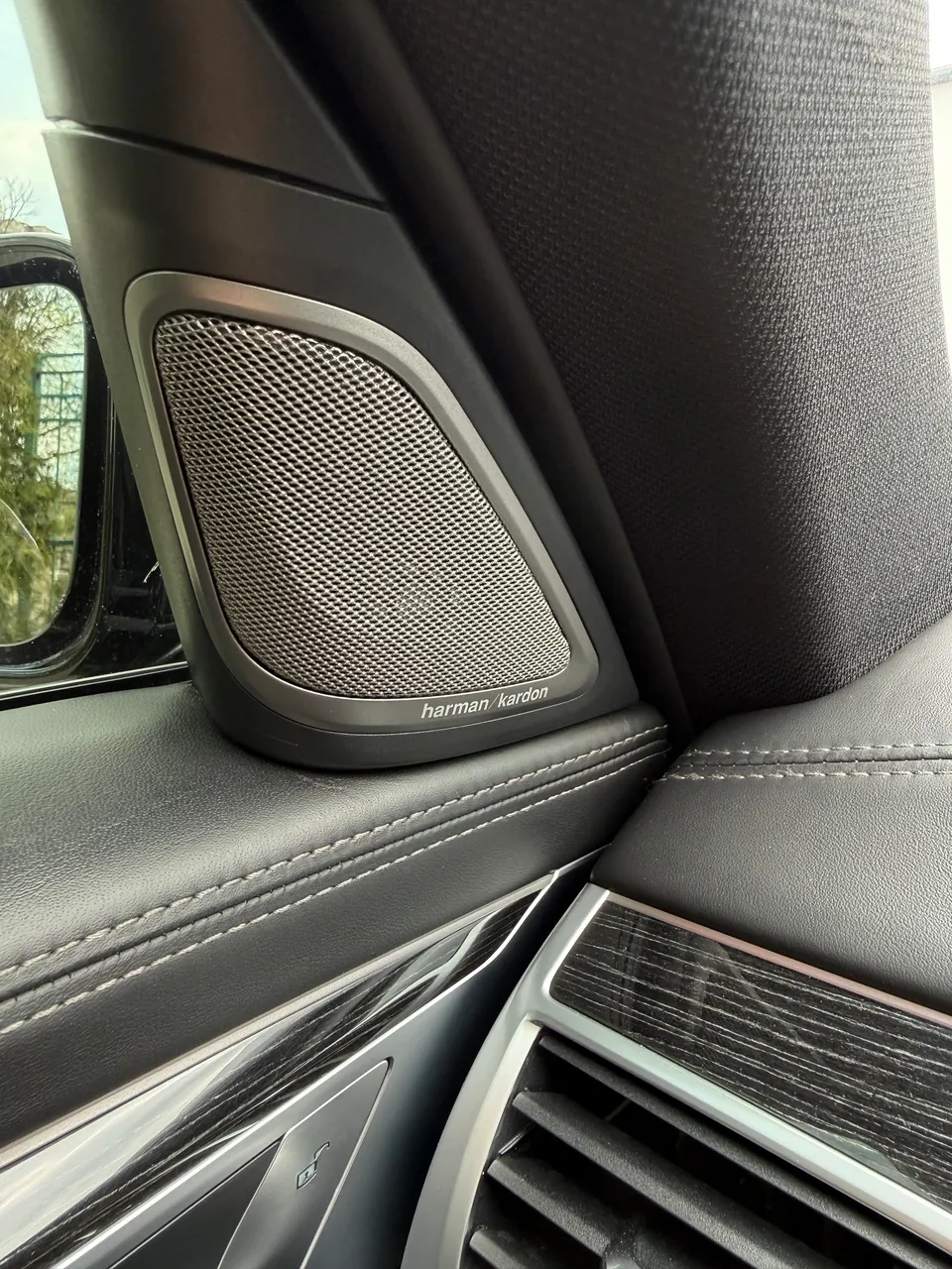 BMW 7 серії - фото 20