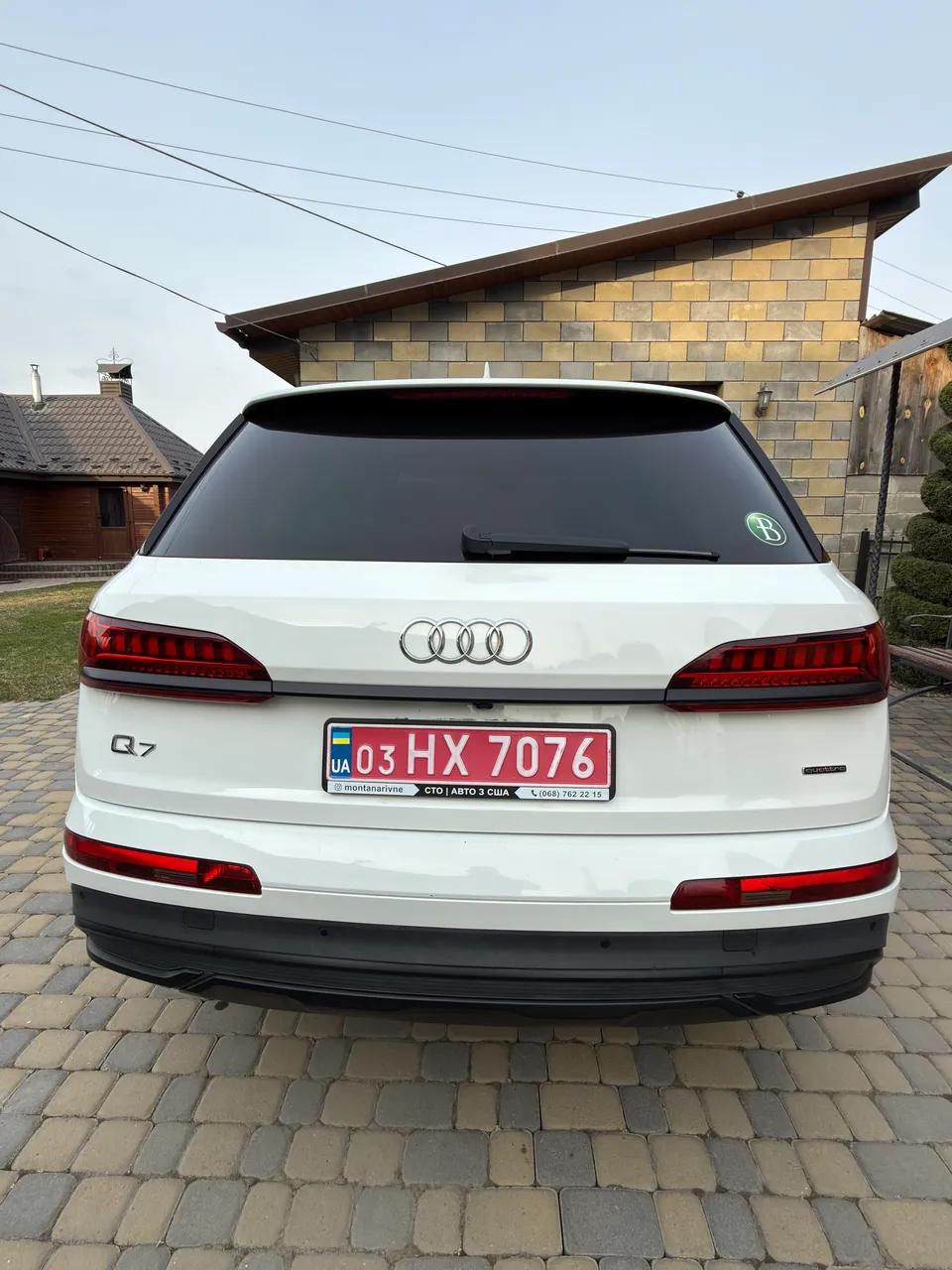 Audi Q7 - фото 22
