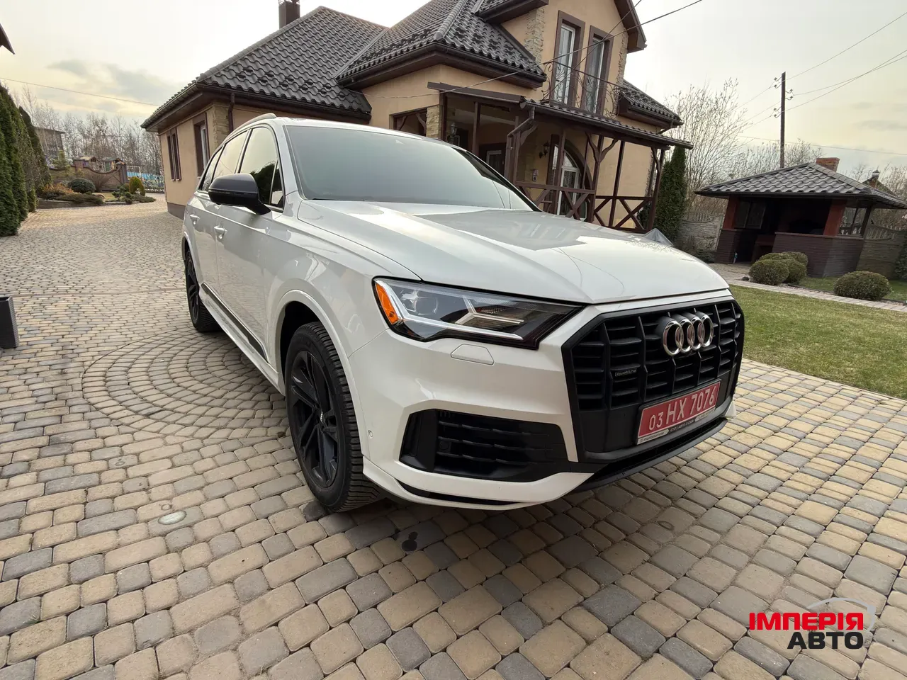 Audi Q7 - фото 19