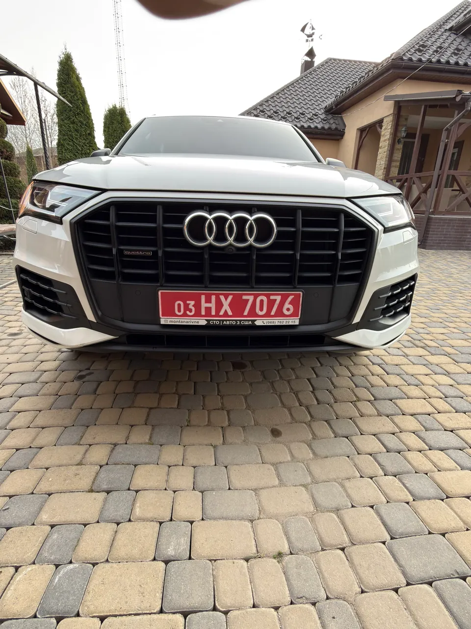 Audi Q7 - фото 24