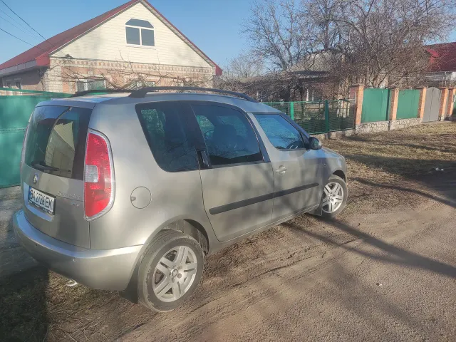 Skoda Roomster - фото 2