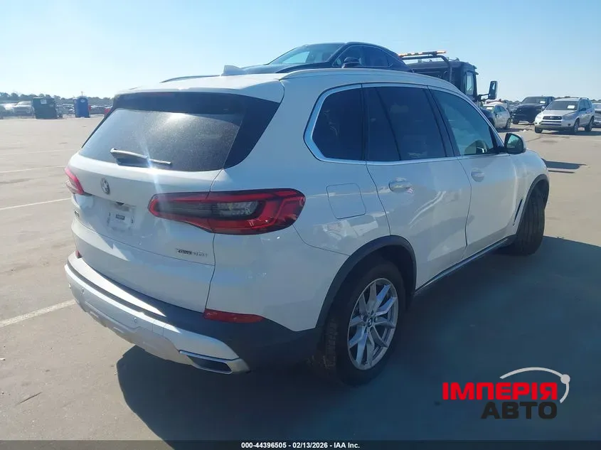 BMW X5 - фото 6