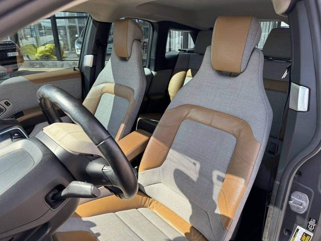 BMW i3 - фото 5