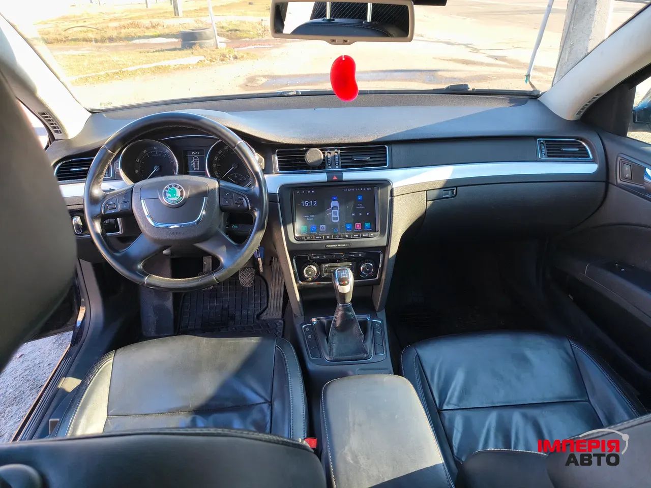 Skoda Superb - фото 12