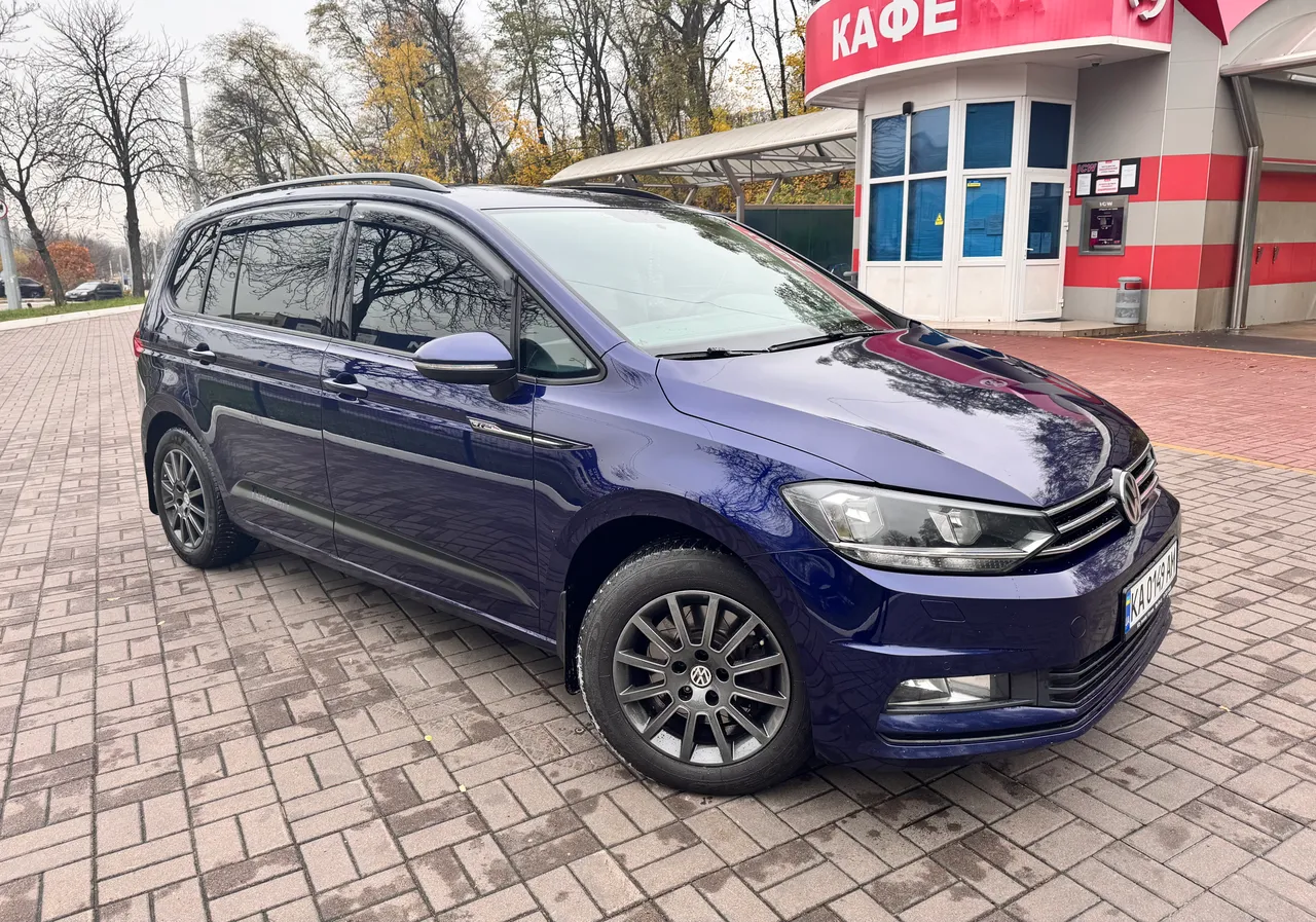 Volkswagen Touran - фото 2