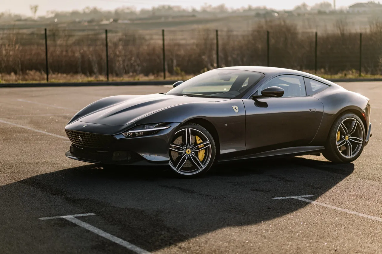 Ferrari Roma - фото 20