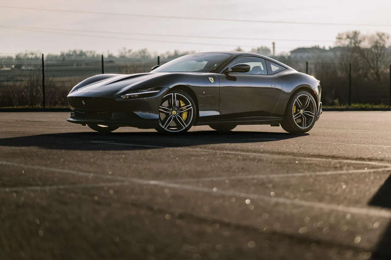 Ferrari Roma - фото 2