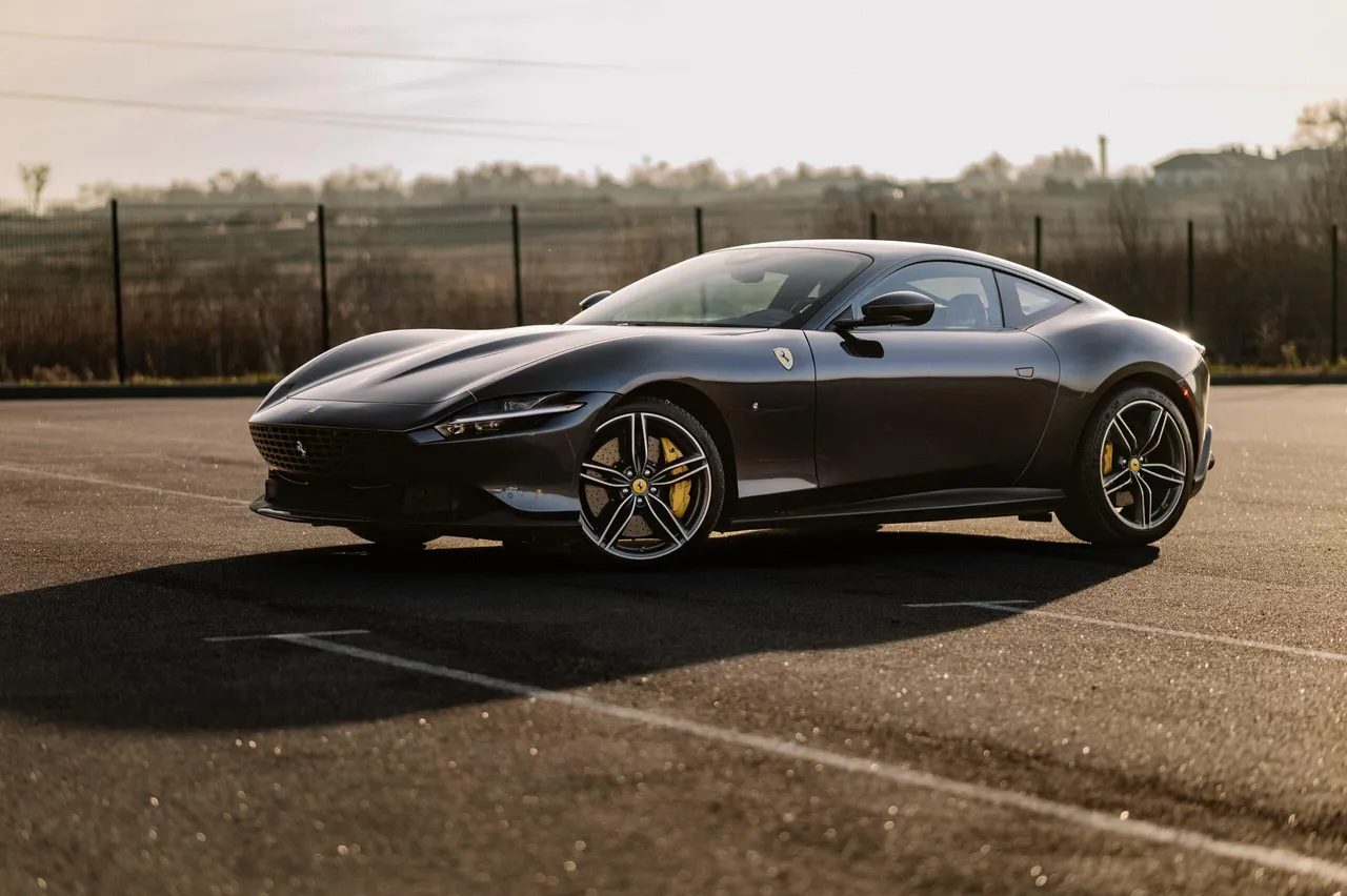 Ferrari Roma - фото 16