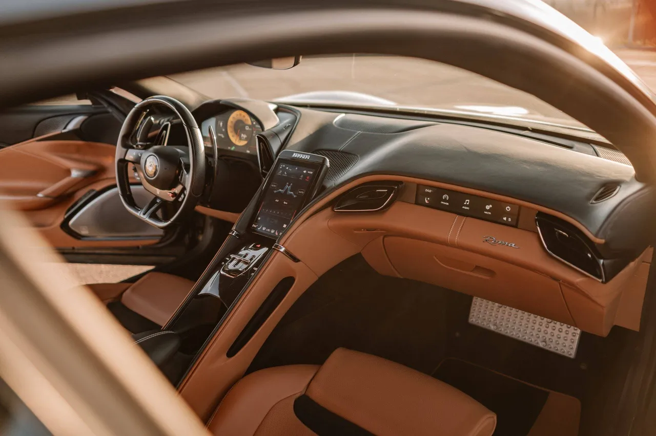 Ferrari Roma - фото 29