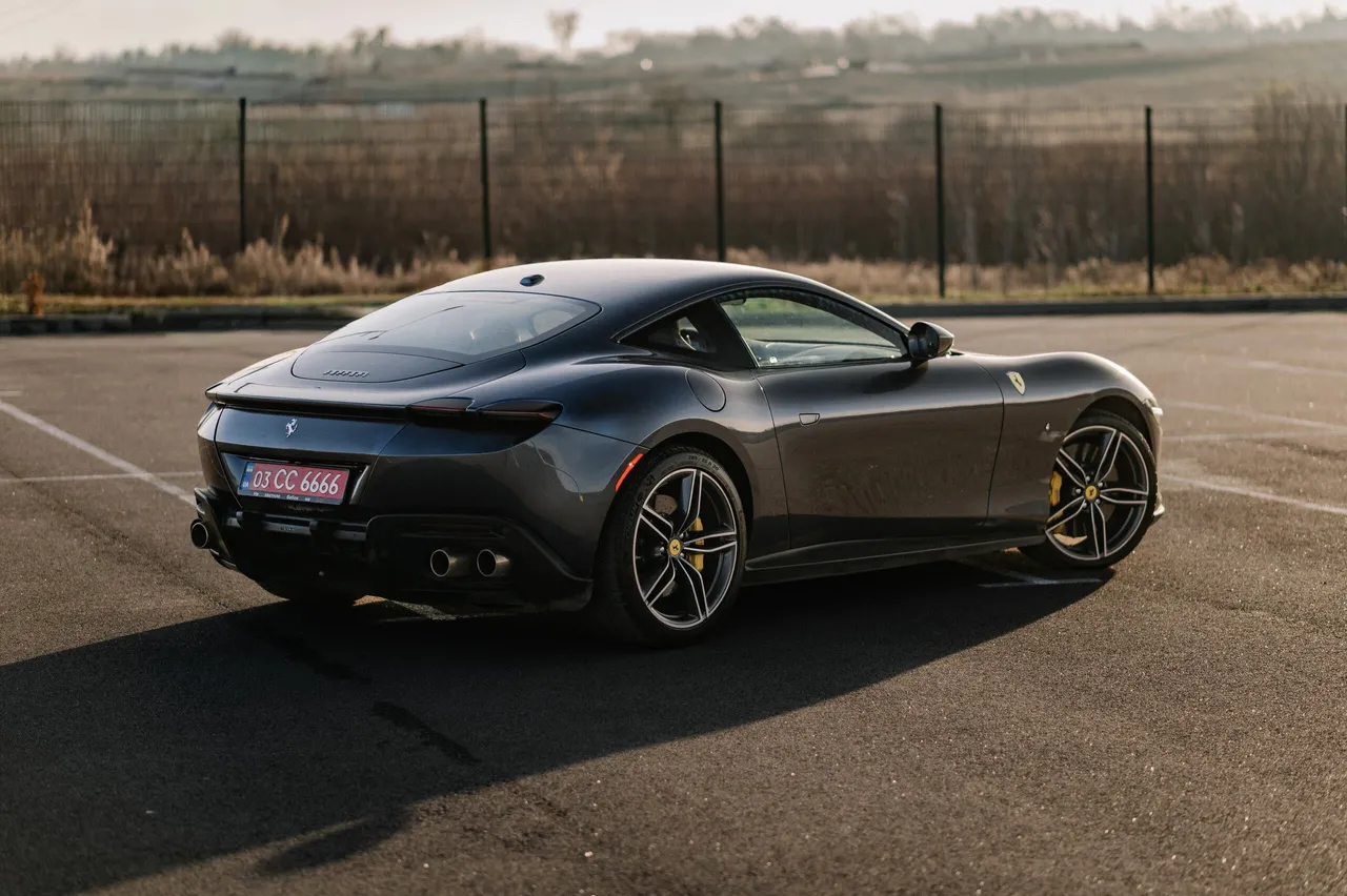 Ferrari Roma - фото 18