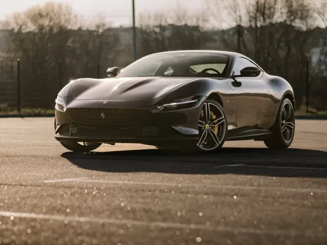 Ferrari Roma - фото 4