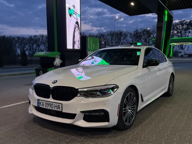 BMW 5 серії - фото 1