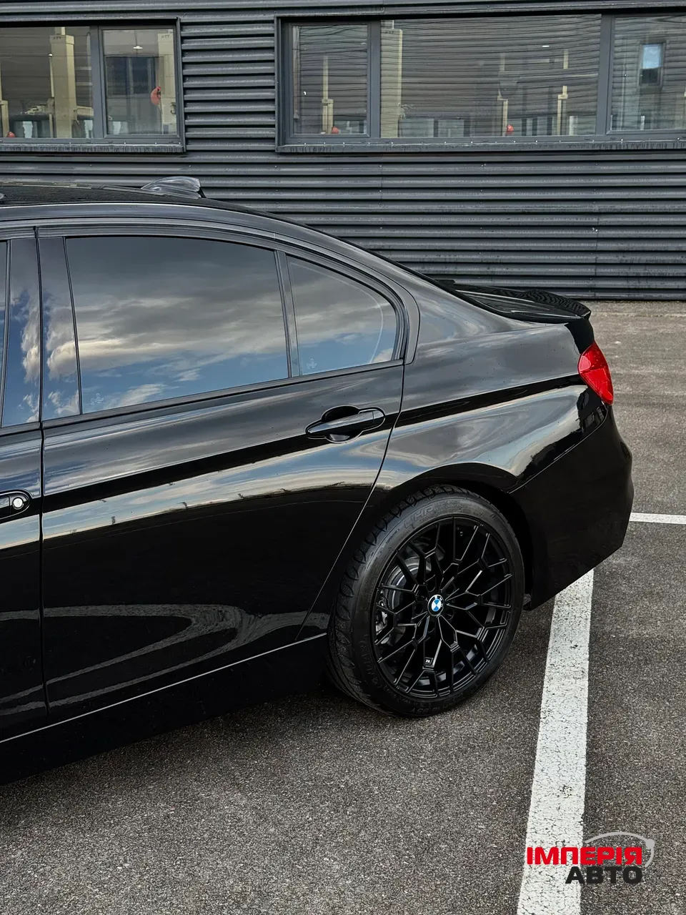 BMW 3 серії - фото 8