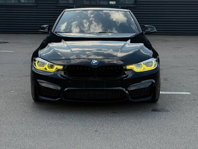 BMW 3 серії - фото 1