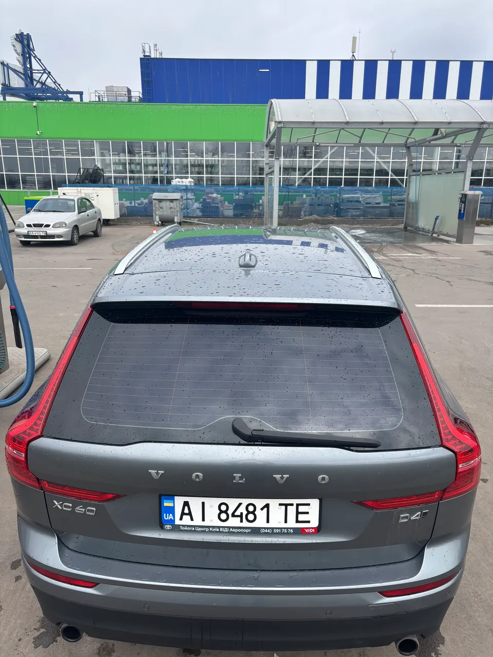 Volvo XC60 - фото 11