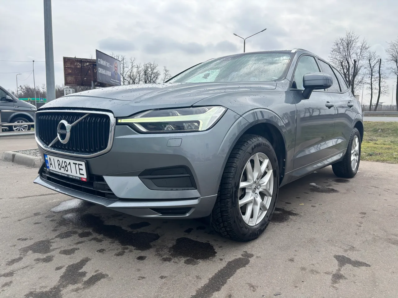 Volvo XC60 - фото 2