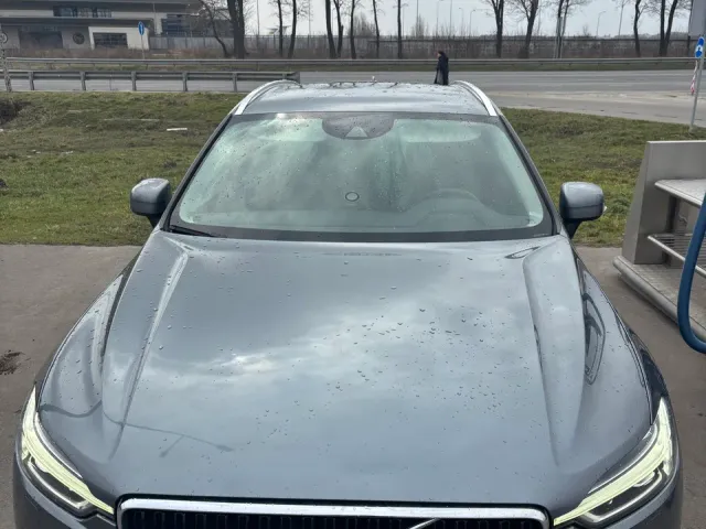 Volvo XC60 - фото 3