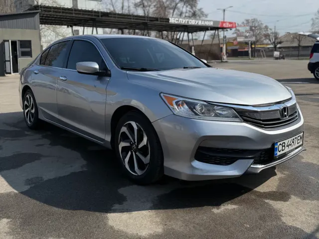 Honda Accord - фото 1