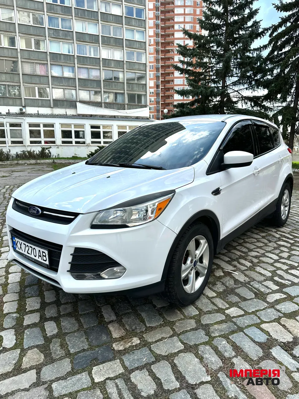 Ford Escape - фото 1
