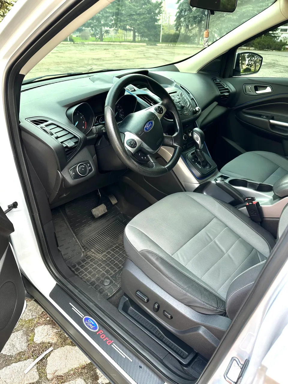 Ford Escape - фото 20