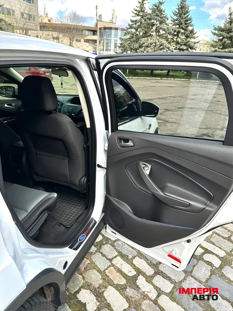 Ford Escape - фото 29