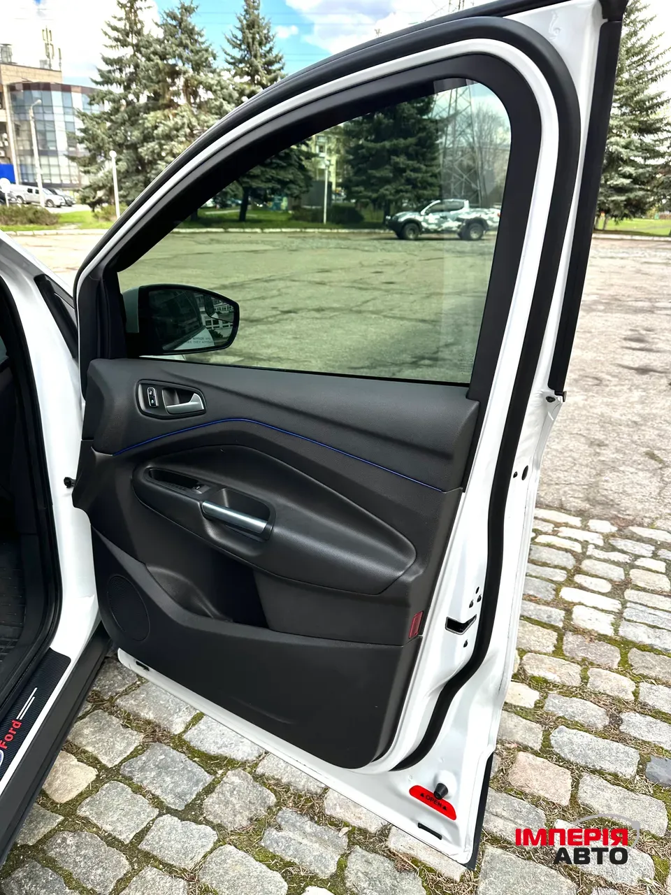 Ford Escape - фото 31