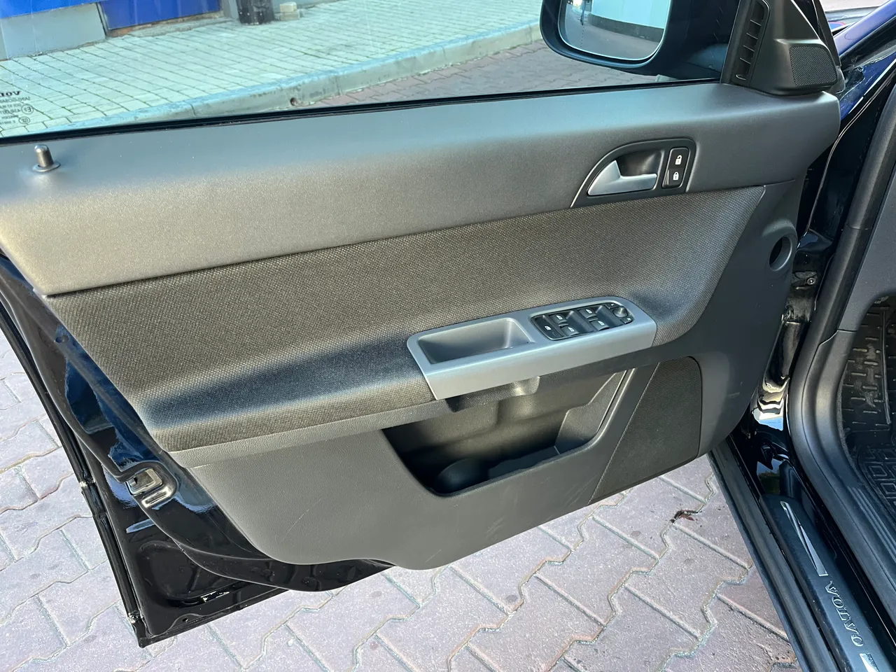 Volvo V50 - фото 14