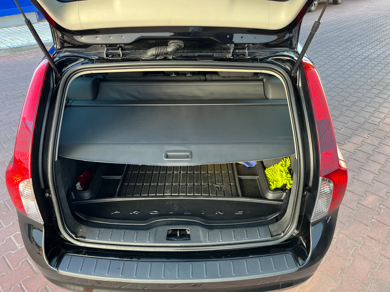 Volvo V50 - фото 22