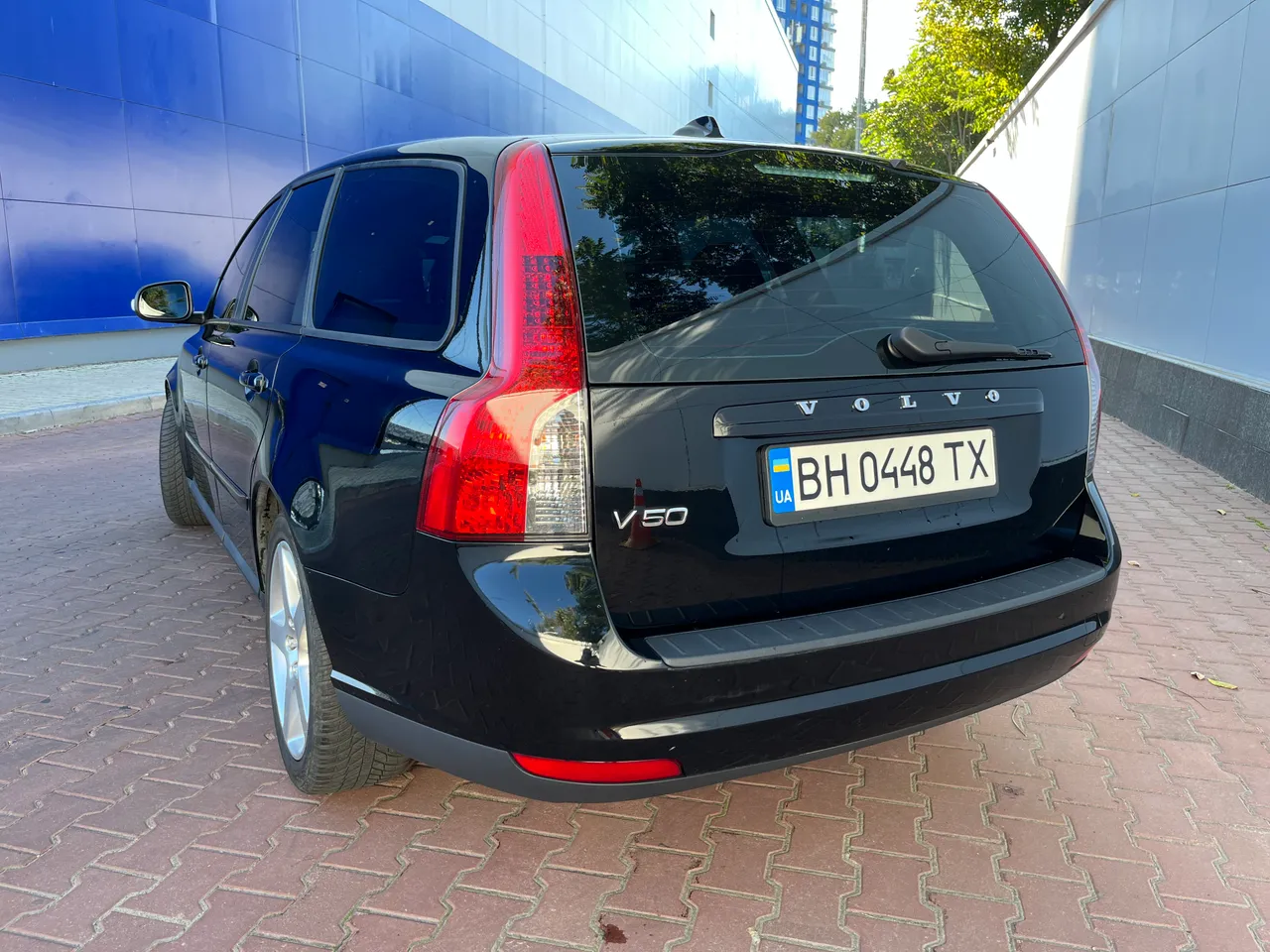 Volvo V50 - фото 6