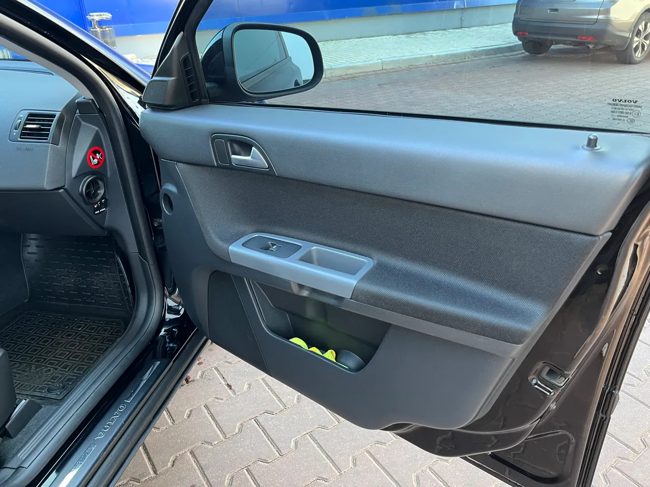 Volvo V50 - фото 16