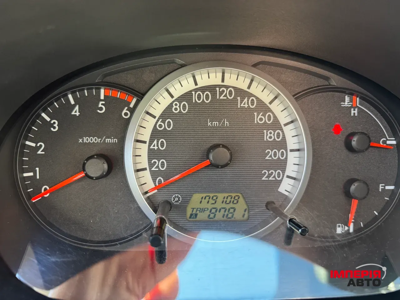 Mazda 5 - фото 8